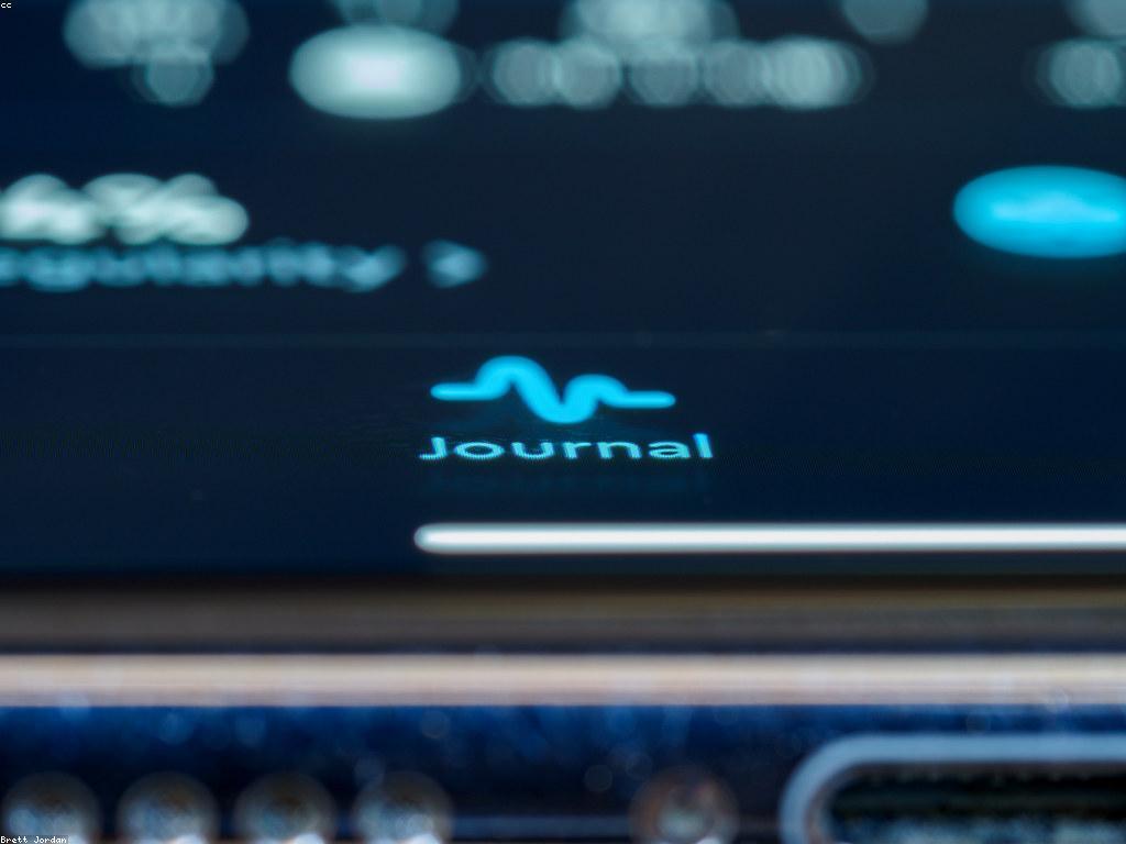 កម្មវិធី iOS ធម្មតា និងគ្រឿងចក្រ